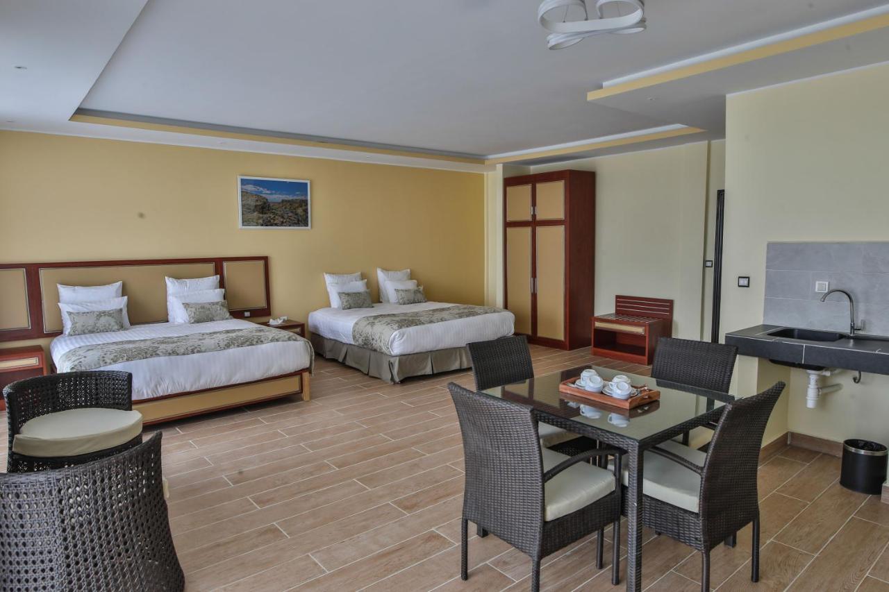 Hotel Menabe'L Antsirabe Εξωτερικό φωτογραφία